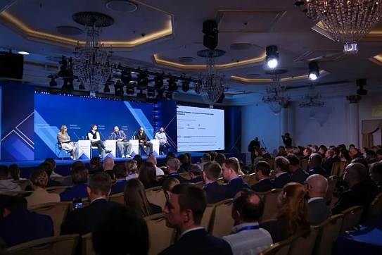 АИС-2026: выступление Дзюбы и секреты успешного сотрудничества брендов со спортом